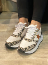 Load image into Gallery viewer, Spotted Cheetah Sneakers
